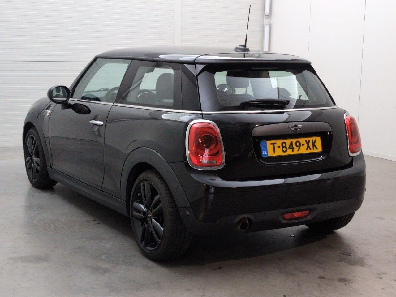 Mini Mini 1.5 One Salt | 2018 | 65.360 km | T849XK | NAP: Geen oordeel - האצ'בק: תמונה 3 Mini Mini 1.5 One Salt | 2018 | 65.360 km | T849XK | NAP: Geen oordeel - האצ'בק: תמונה 3
