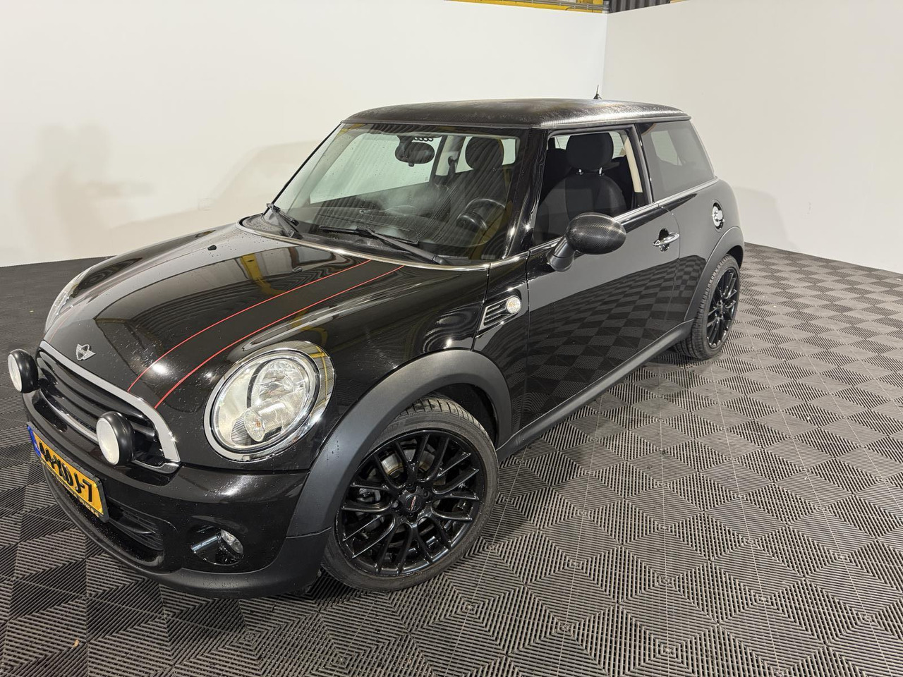 Mini | Mini | 1.6 One Business Line | 2012 | 173.357 km | 44XDJ7 | Logisch - האצ'בק: תמונה 1 Mini | Mini | 1.6 One Business Line | 2012 | 173.357 km | 44XDJ7 | Logisch - האצ'בק: תמונה 1