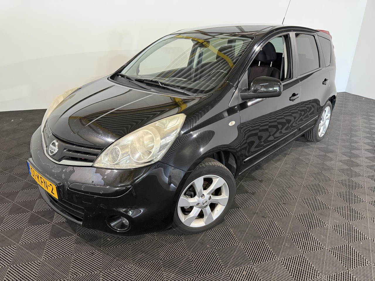 Nissan Note 1.4 Acenta | 2009 | 190.261 km | 01-KFN-2 - מכונית: תמונה 1 Nissan Note 1.4 Acenta | 2009 | 190.261 km | 01-KFN-2 - מכונית: תמונה 1