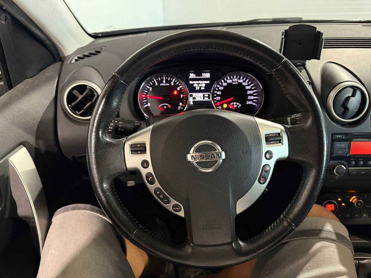 Nissan Qashqai 1.6 Acenta | 2012 | 251.892 km | 35-SXZ-7 - SUV: תמונה 4 Nissan Qashqai 1.6 Acenta | 2012 | 251.892 km | 35-SXZ-7 - SUV: תמונה 4