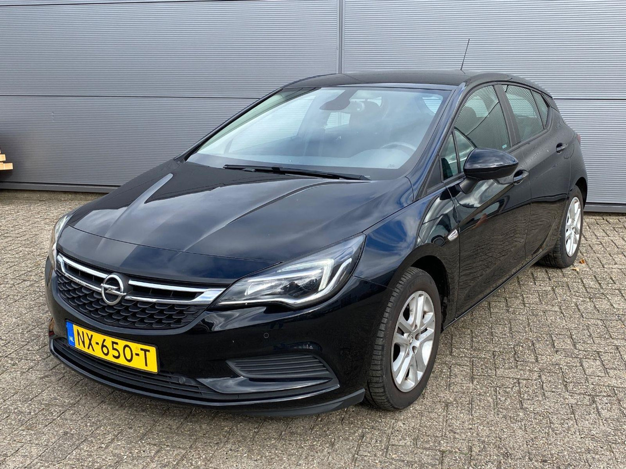 Opel Astra 1.0 Online Edition | 2017 | 112.576 km | NX650T | NAP: Logisch - האצ'בק: תמונה 1 Opel Astra 1.0 Online Edition | 2017 | 112.576 km | NX650T | NAP: Logisch - האצ'בק: תמונה 1