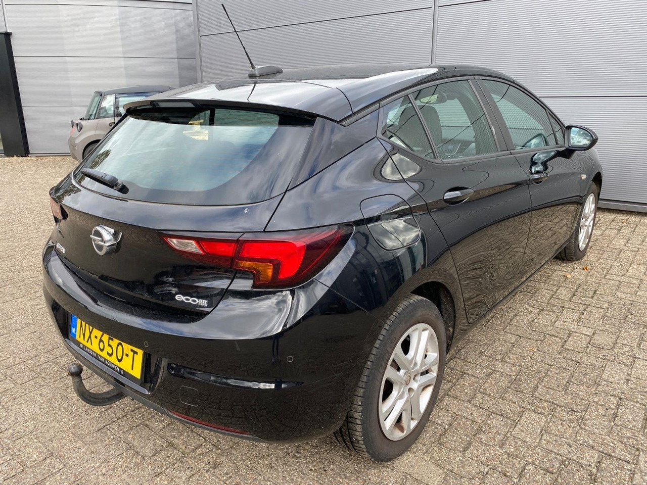 Opel Astra 1.0 Online Edition | 2017 | 112.576 km | NX650T | NAP: Logisch - האצ'בק: תמונה 4 Opel Astra 1.0 Online Edition | 2017 | 112.576 km | NX650T | NAP: Logisch - האצ'בק: תמונה 4