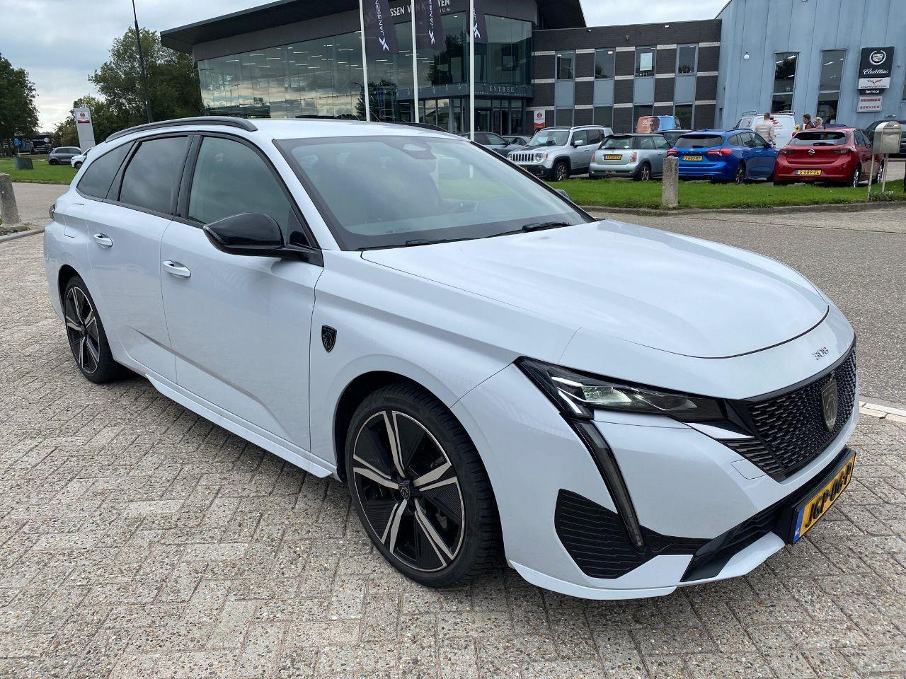Peugeot 308 SW 1.6 Plug - in Hybrid 225 GT | 2024 | 37.250 km | Automaat | JGP06P | NAP: Geen oordeel - מכונית: תמונה 2 Peugeot 308 SW 1.6 Plug - in Hybrid 225 GT | 2024 | 37.250 km | Automaat | JGP06P | NAP: Geen oordeel - מכונית: תמונה 2