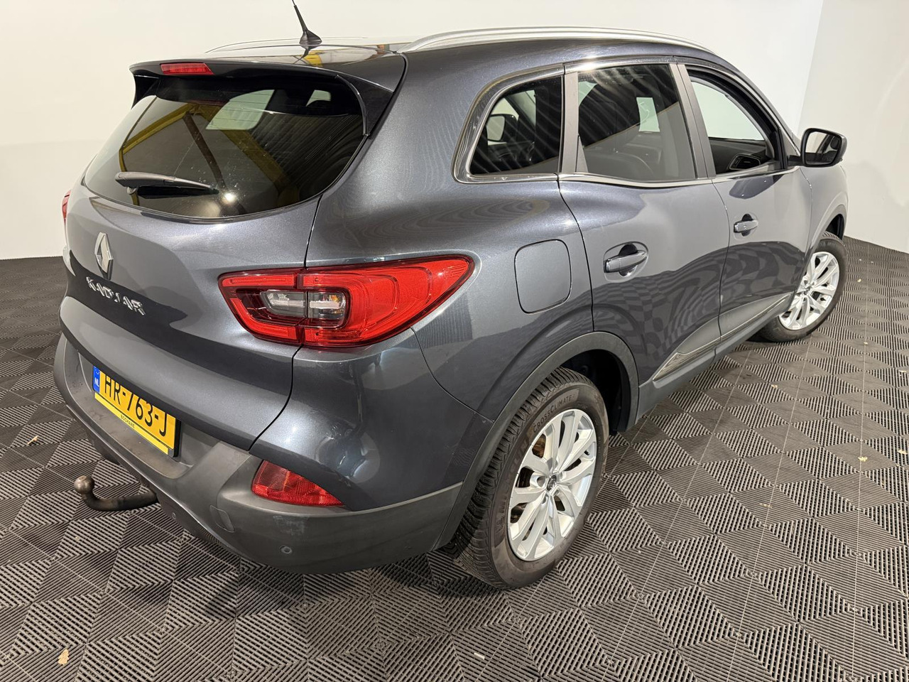 Renault | Kadjar | 1.2 TCe Intens | 2015 | 187.621 km | HR763J | Logisch - SUV: תמונה 4 Renault | Kadjar | 1.2 TCe Intens | 2015 | 187.621 km | HR763J | Logisch - SUV: תמונה 4