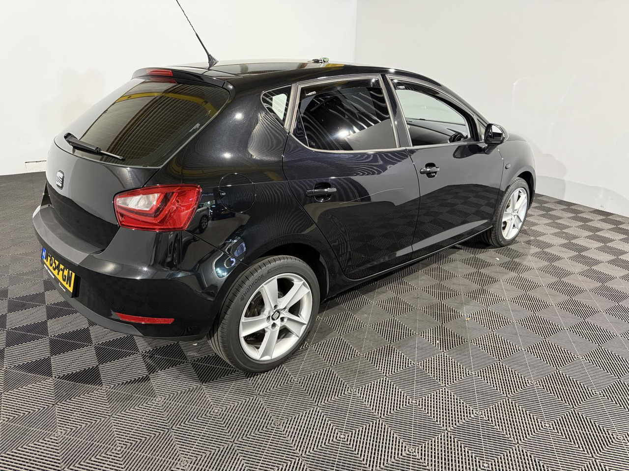 SEAT | Ibiza | 1.2 Style | 2012 | 175.317 km | N654GN | Geen oordeel - האצ'בק: תמונה 3 SEAT | Ibiza | 1.2 Style | 2012 | 175.317 km | N654GN | Geen oordeel - האצ'בק: תמונה 3