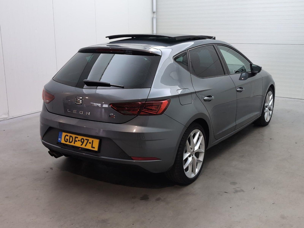 SEAT Leon 1.8 TSI FR Business Intense | 2018 | 158.529 km | Automaat | GDF97L | NAP: Geen oordeel - האצ'בק: תמונה 4 SEAT Leon 1.8 TSI FR Business Intense | 2018 | 158.529 km | Automaat | GDF97L | NAP: Geen oordeel - האצ'בק: תמונה 4