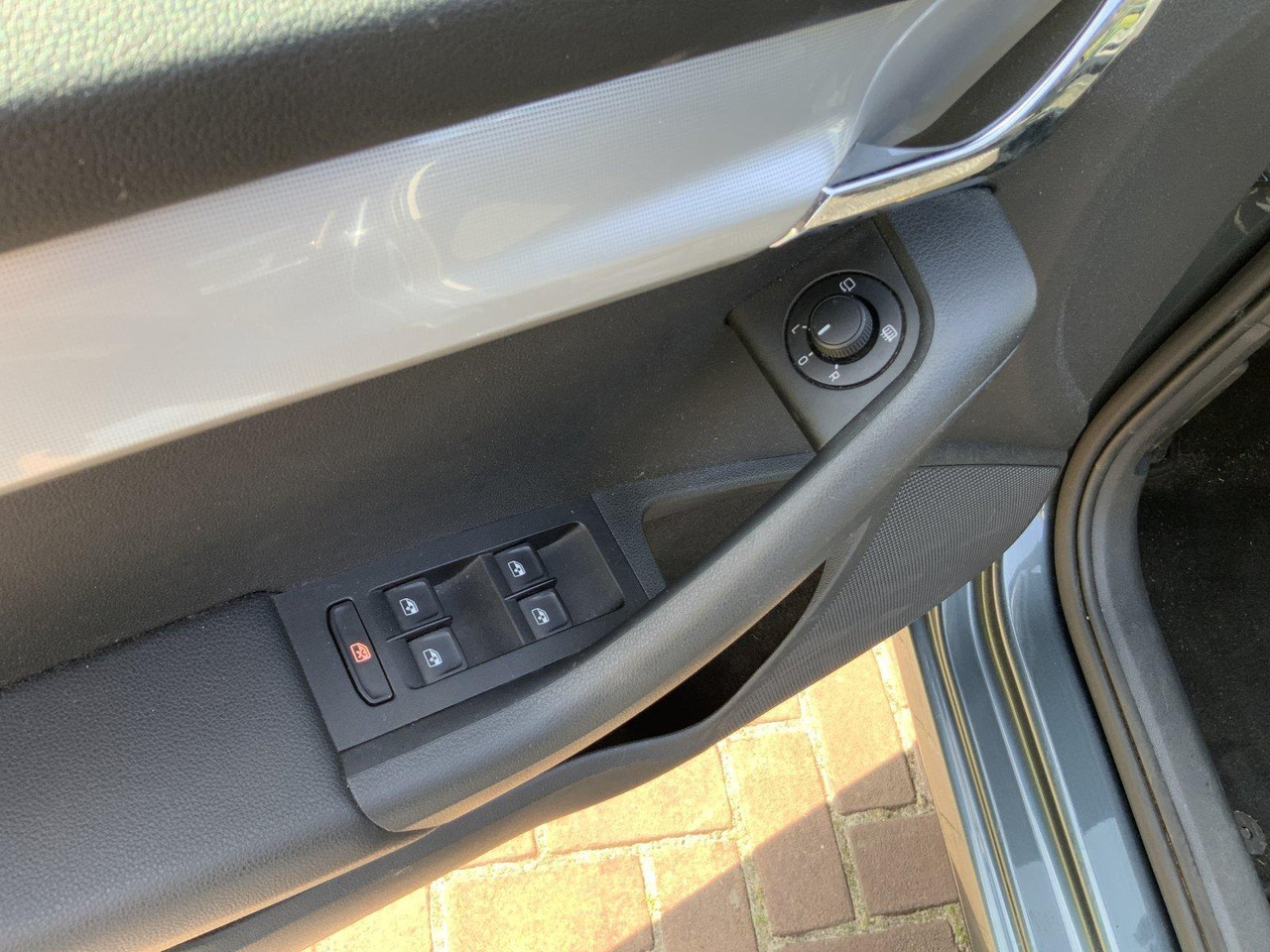 Skoda | Octavia Combi | 1.0 TSI Greentech Ambition Business | 2017 | 93.775 km | KX-871-N - מכונית: תמונה 5 Skoda | Octavia Combi | 1.0 TSI Greentech Ambition Business | 2017 | 93.775 km | KX-871-N - מכונית: תמונה 5