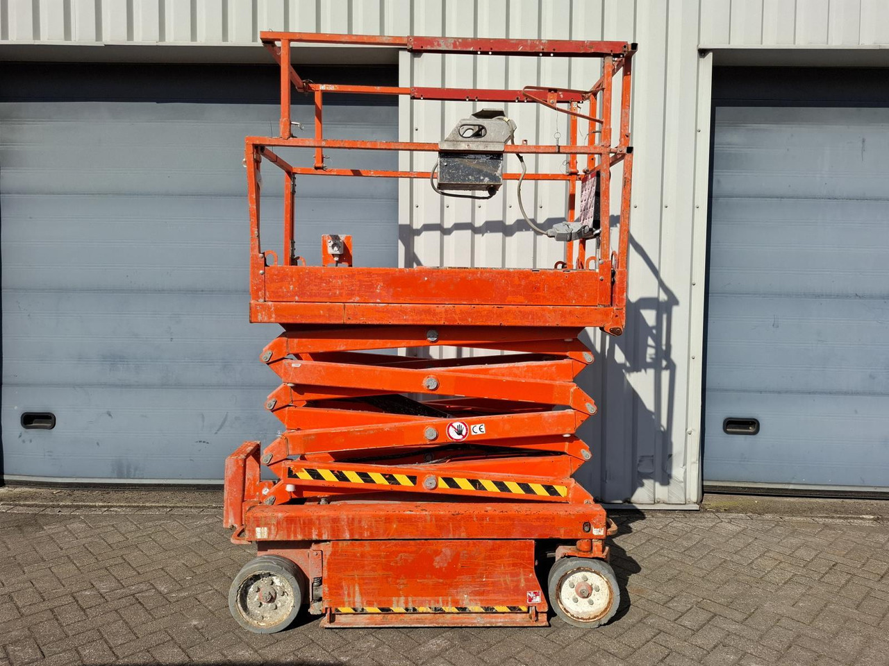 Skyjack SJ3219 Schaarlift 2016 - מעלית מספריים: תמונה 4 Skyjack SJ3219 Schaarlift 2016 - מעלית מספריים: תמונה 4