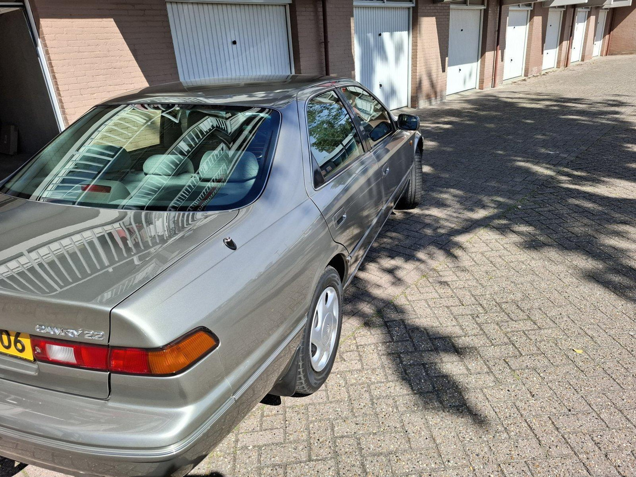 Toyota | Camry | 2.2i GL | 1998 | 122.000 km | TNLB06 | Logisch - סדאן: תמונה 4 Toyota | Camry | 2.2i GL | 1998 | 122.000 km | TNLB06 | Logisch - סדאן: תמונה 4