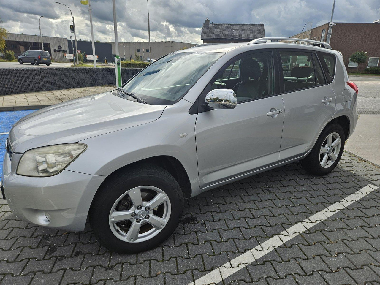 Toyota | RAV4 | 2.0 VVTi Executive | 2006 | 272.231 km | 82TDFD | Logisch - SUV: תמונה 1 Toyota | RAV4 | 2.0 VVTi Executive | 2006 | 272.231 km | 82TDFD | Logisch - SUV: תמונה 1