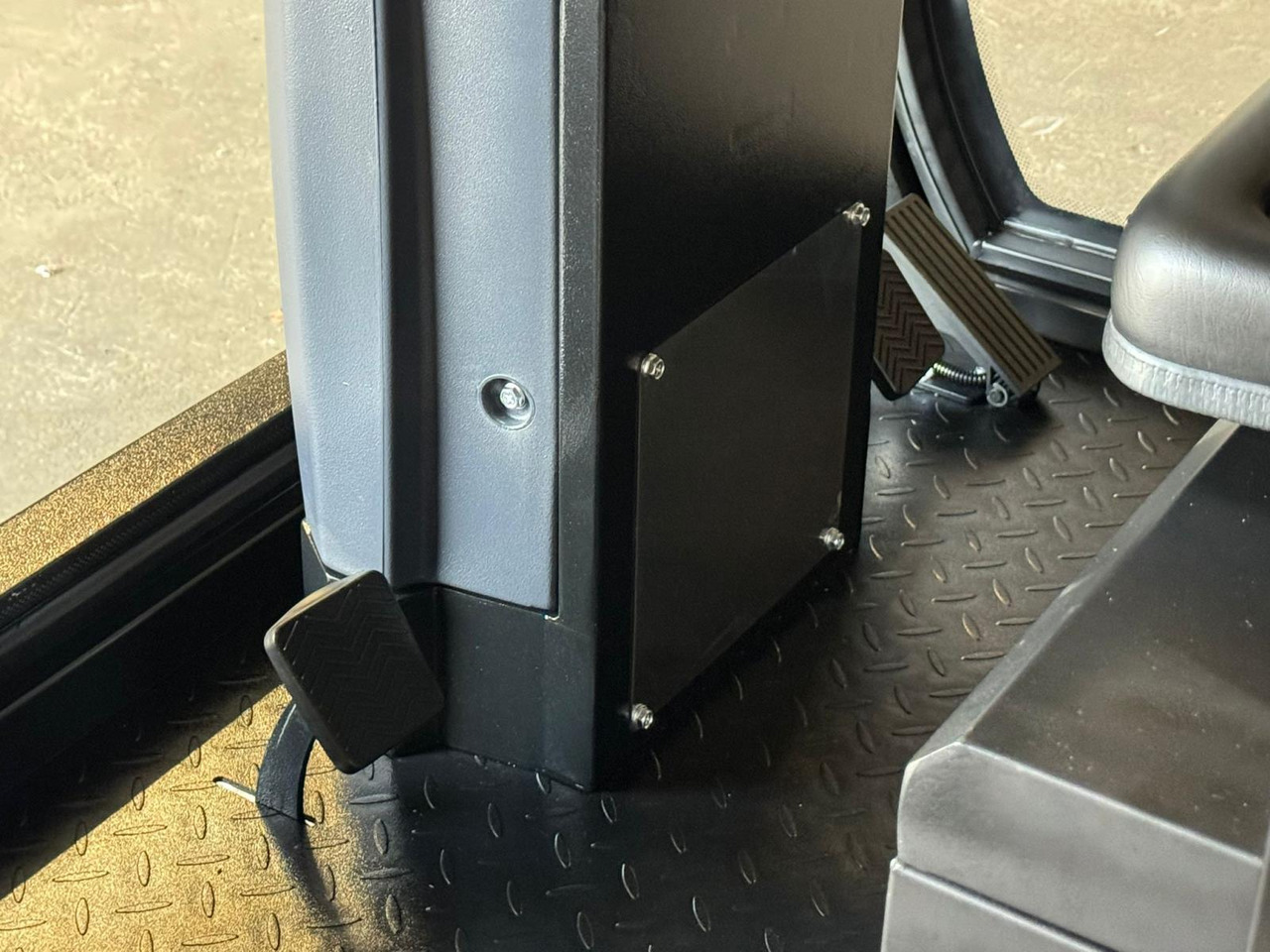 Veegmachine Stahlgruppe SGS100 - ציוד לסדנאות: תמונה 5 Veegmachine Stahlgruppe SGS100 - ציוד לסדנאות: תמונה 5