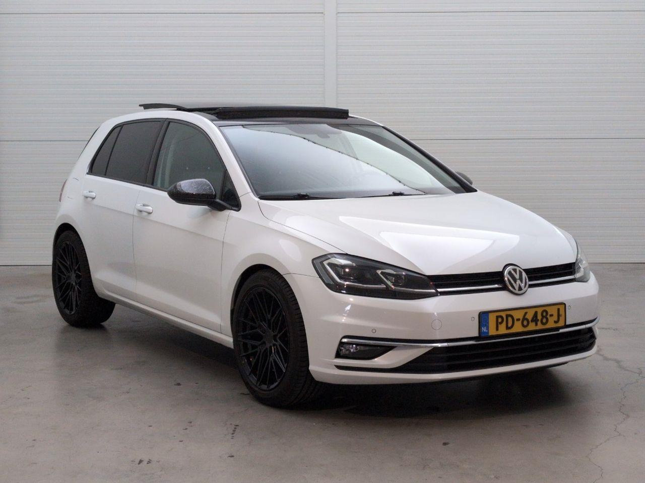 Volkswagen Golf 1.0 TSI Highline | 2017 | 250.662 km | PD648J | NAP: Logisch - האצ'בק: תמונה 2 Volkswagen Golf 1.0 TSI Highline | 2017 | 250.662 km | PD648J | NAP: Logisch - האצ'בק: תמונה 2