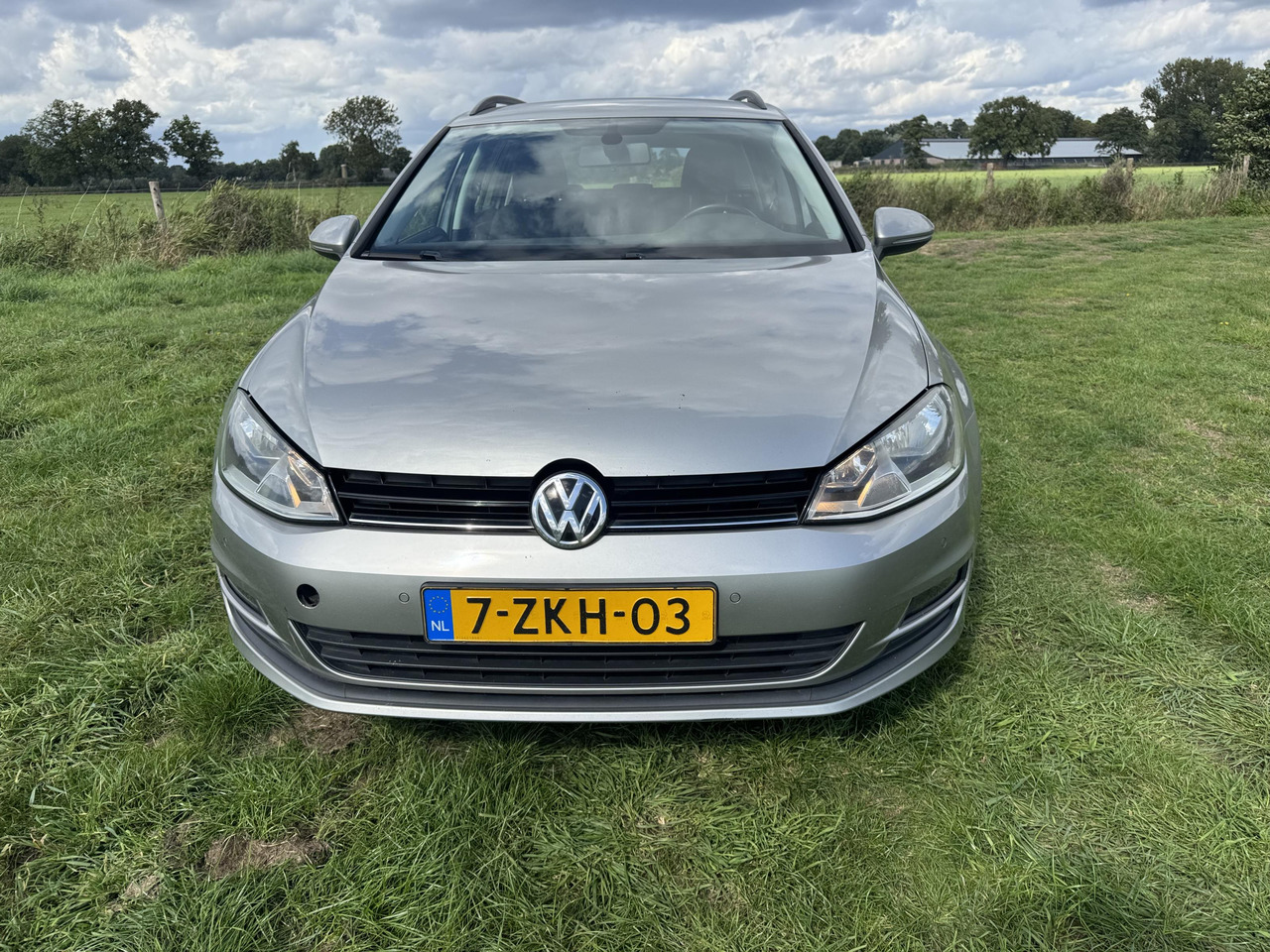 Volkswagen | Golf Variant | 1.2 TSI Comfortline Automaat | 2015 | 251.311 km | 7ZKH03 | Logisch - מכונית: תמונה 2 Volkswagen | Golf Variant | 1.2 TSI Comfortline Automaat | 2015 | 251.311 km | 7ZKH03 | Logisch - מכונית: תמונה 2