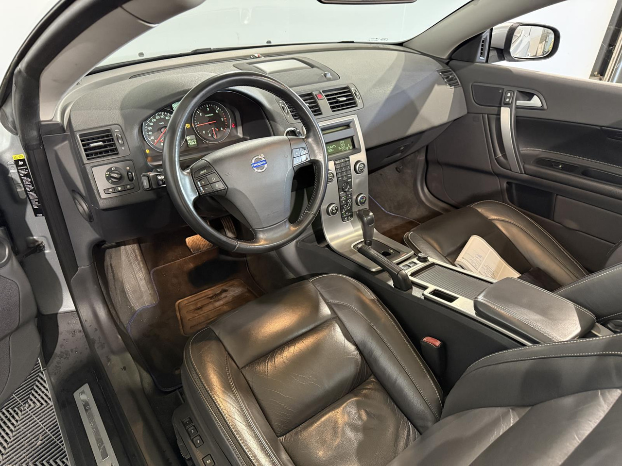 Volvo | C70 Convertible | 2.0D Summum | 2010 | 194.179 km | 47KKS6 | Logisch - מכונית: תמונה 4 Volvo | C70 Convertible | 2.0D Summum | 2010 | 194.179 km | 47KKS6 | Logisch - מכונית: תמונה 4