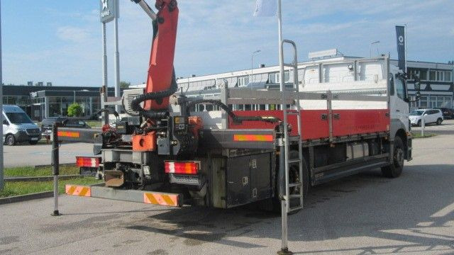 Mercedes-Benz Axor 1833 L Pr. Kran, PK 10.501, Klima - משאית צד נופל/ שטוחה, משאית מנוף: תמונה 5 Mercedes-Benz Axor 1833 L Pr. Kran, PK 10.501, Klima - משאית צד נופל/ שטוחה, משאית מנוף: תמונה 5