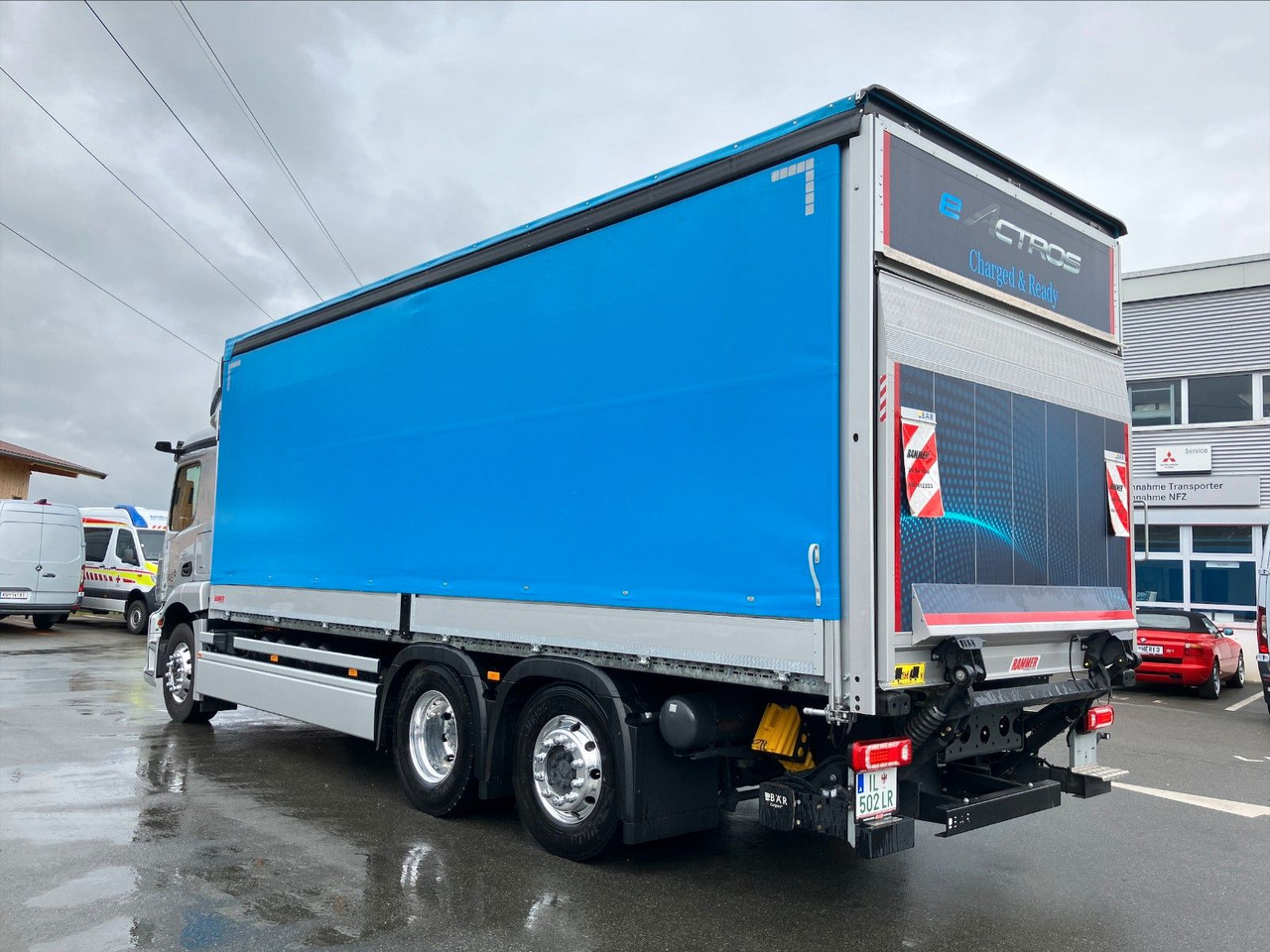 Mercedes-Benz eActros 400L 6x2 - משאית וילונות צד, משאית חשמלית: תמונה 2 Mercedes-Benz eActros 400L 6x2 - משאית וילונות צד, משאית חשמלית: תמונה 2