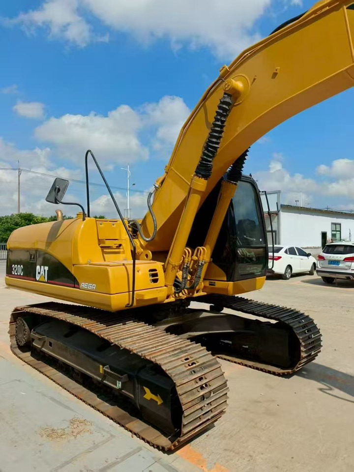 CATERPILLAR 320CL - מכונת בנייה: תמונה 4 CATERPILLAR 320CL - מכונת בנייה: תמונה 4