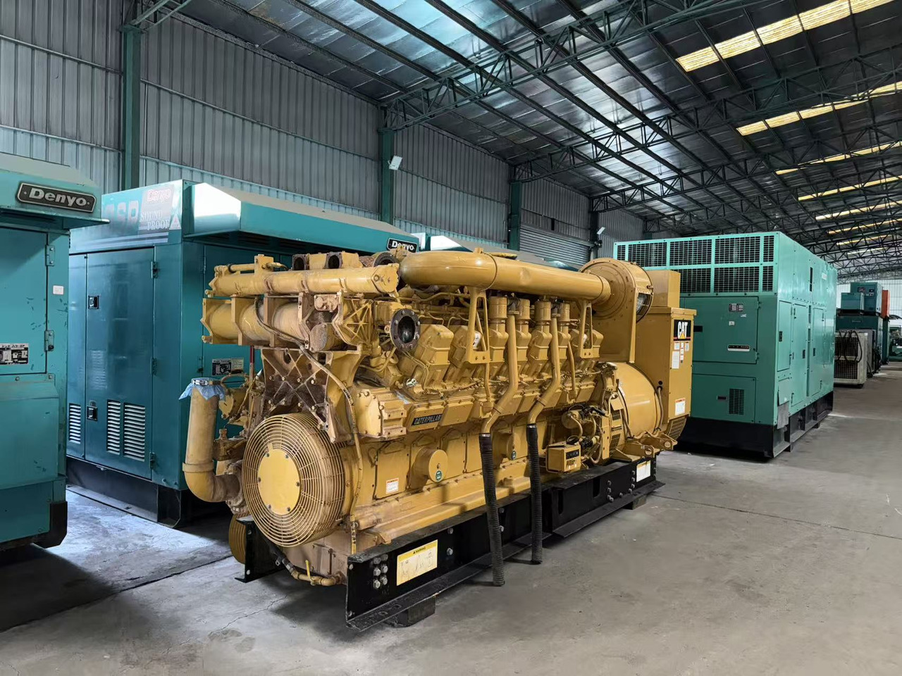 CATPILLAR 2200F 3516 - כלי/ ציוד: תמונה 3 CATPILLAR 2200F 3516 - כלי/ ציוד: תמונה 3