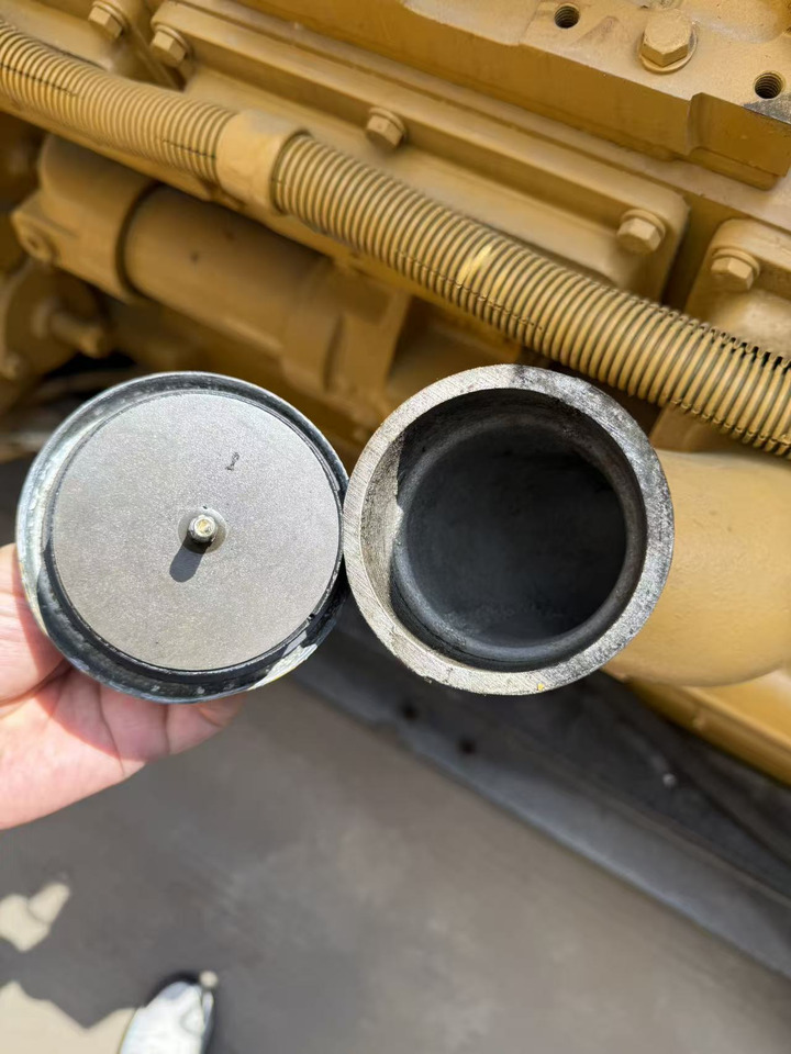 CATPILLAR. 3512 - כלי/ ציוד: תמונה 4 CATPILLAR. 3512 - כלי/ ציוד: תמונה 4