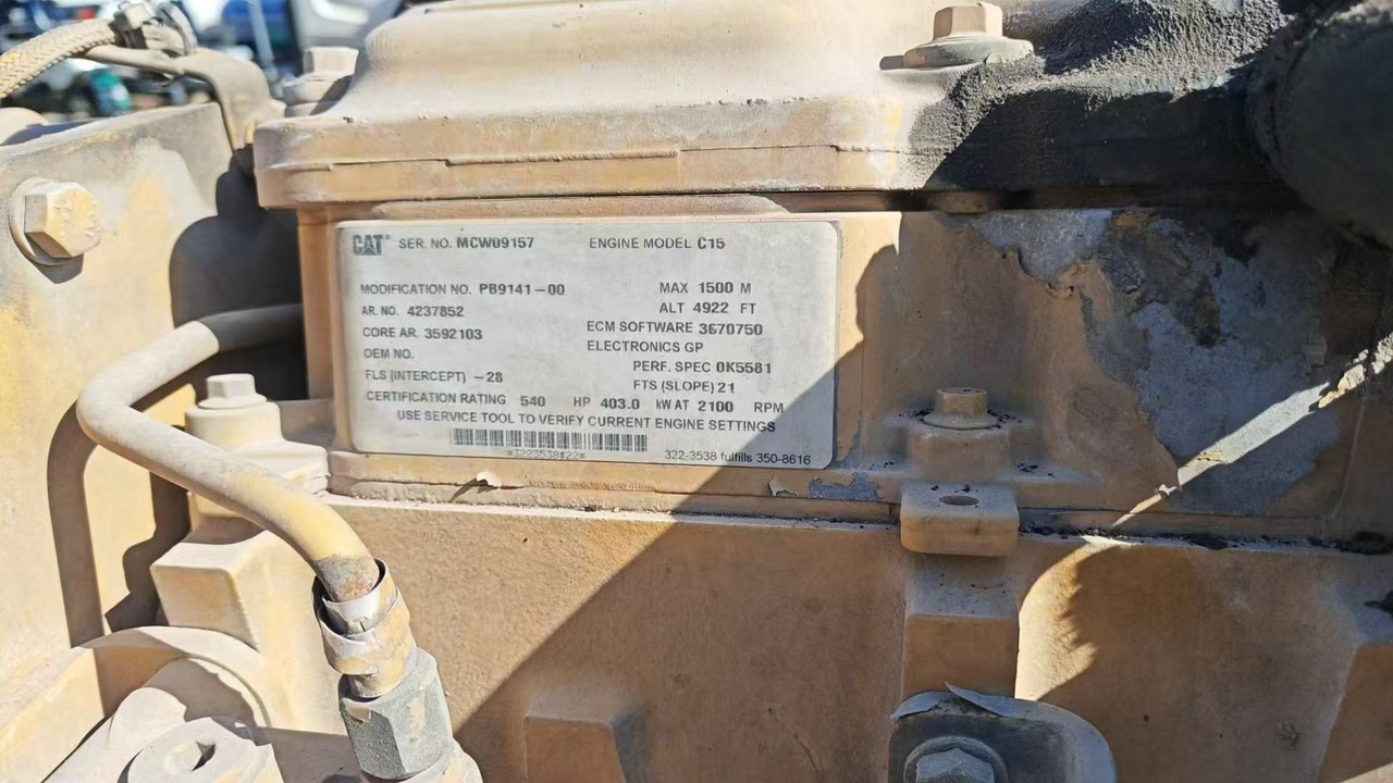 CATPILLAR C15 - מנוע עבור מכונת בנייה: תמונה 3 CATPILLAR C15 - מנוע עבור מכונת בנייה: תמונה 3