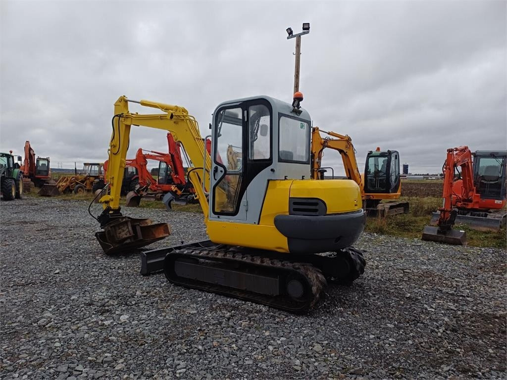 Airman AX45-2/Hitachi zx50 - מיני מחפר: תמונה 3 Airman AX45-2/Hitachi zx50 - מיני מחפר: תמונה 3