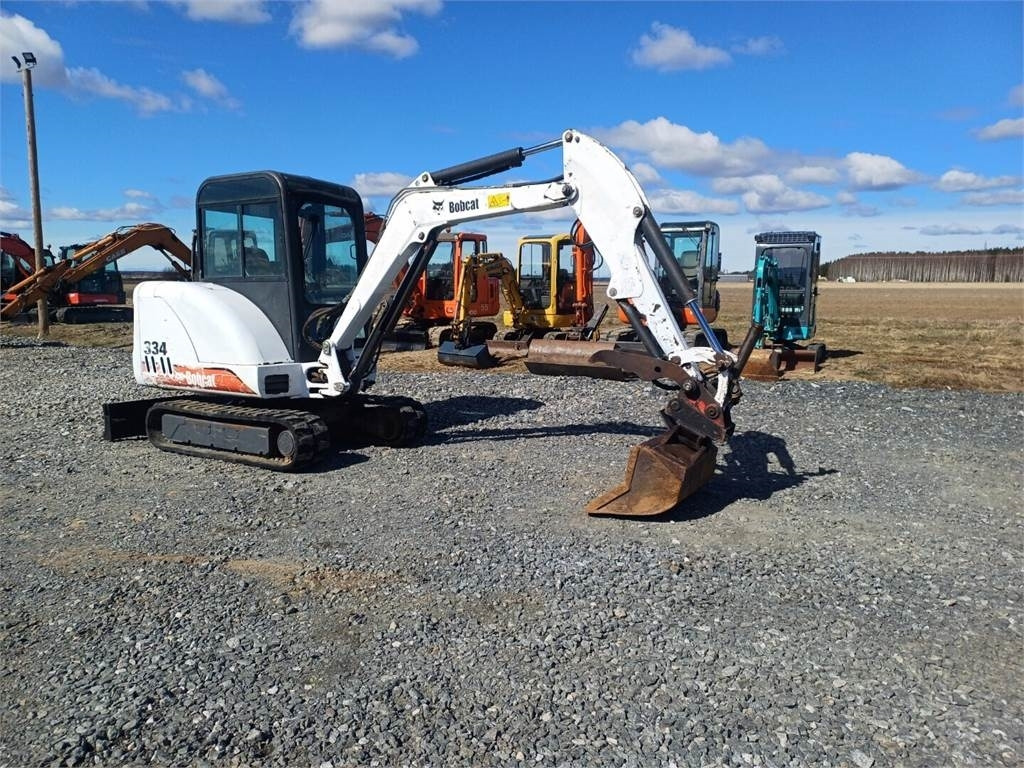 Bobcat 334 kallistajalla - מיני מחפר: תמונה 4 Bobcat 334 kallistajalla - מיני מחפר: תמונה 4