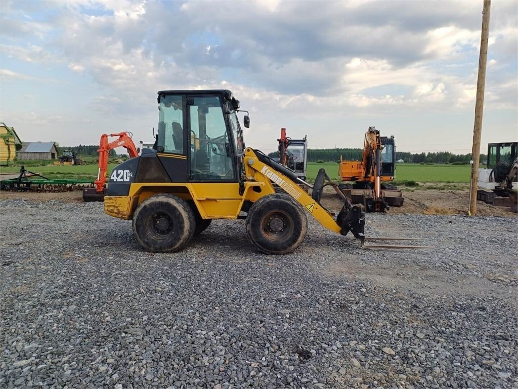 Kramer 420 series 2 Kauha +Piikit - מעמיס גלגלים: תמונה 1 Kramer 420 series 2 Kauha +Piikit - מעמיס גלגלים: תמונה 1