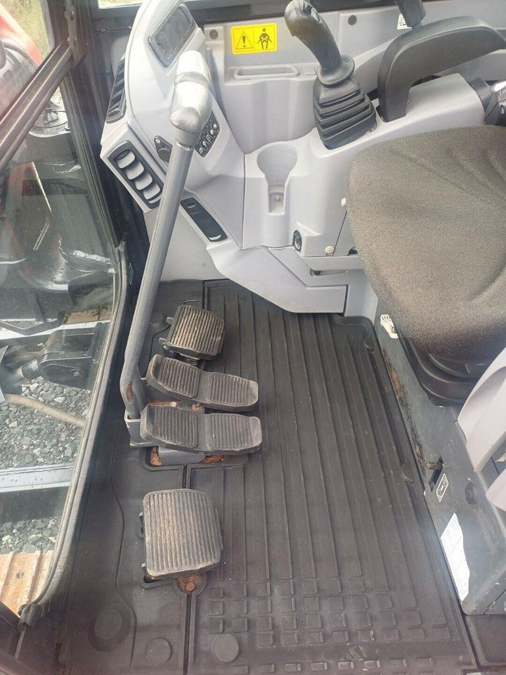 מיני מחפר Kubota Kx080-4a Engcon pyörittäjällä: תמונה 18 מיני מחפר Kubota Kx080-4a Engcon pyörittäjällä: תמונה 18