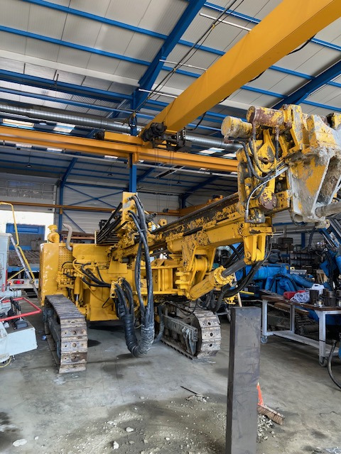 FOREUSE KLEMM KR 803D - אסדת קידוח: תמונה 4 FOREUSE KLEMM KR 803D - אסדת קידוח: תמונה 4