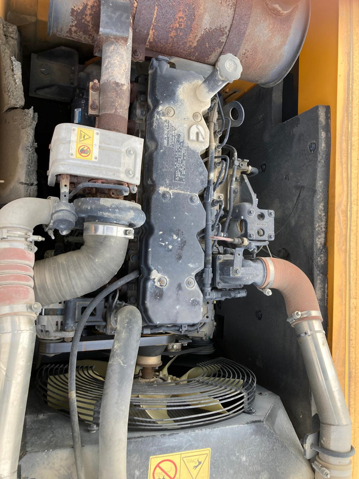 PELLE SUR CHENILLES HYUNDAI ROBEX 250 NLC-9 - מחפר סורק: תמונה 5 PELLE SUR CHENILLES HYUNDAI ROBEX 250 NLC-9 - מחפר סורק: תמונה 5