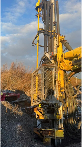 Atlas-Copco ROC D7 - אסדת קידוח: תמונה 1 Atlas-Copco ROC D7 - אסדת קידוח: תמונה 1