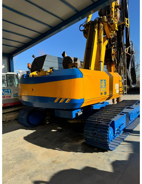 Bauer BG 18 H - אסדת קידוח: תמונה 2 Bauer BG 18 H - אסדת קידוח: תמונה 2