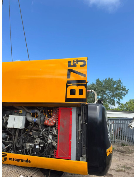 Casagrande B175 - אסדת קידוח: תמונה 1 Casagrande B175 - אסדת קידוח: תמונה 1
