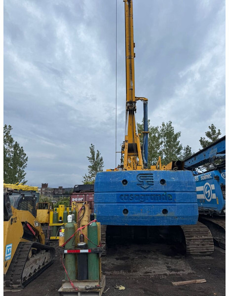 Casagrande B300 - אסדת קידוח: תמונה 1 Casagrande B300 - אסדת קידוח: תמונה 1