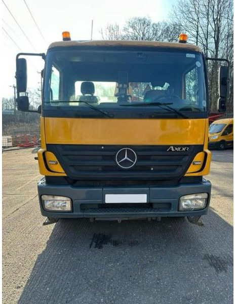 Mercedes-Benz Axor - משאבת בטון נייחת: תמונה 2 Mercedes-Benz Axor - משאבת בטון נייחת: תמונה 2