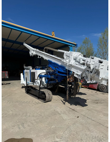 Soilmec SM 400 - אסדת קידוח: תמונה 1 Soilmec SM 400 - אסדת קידוח: תמונה 1