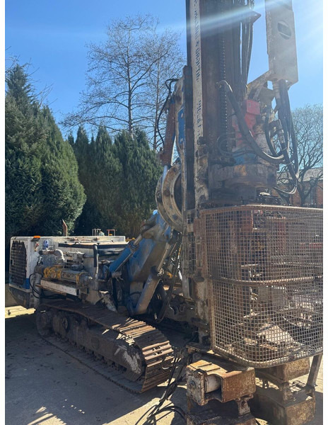 Soilmec SM 401 - אסדת קידוח: תמונה 1 Soilmec SM 401 - אסדת קידוח: תמונה 1