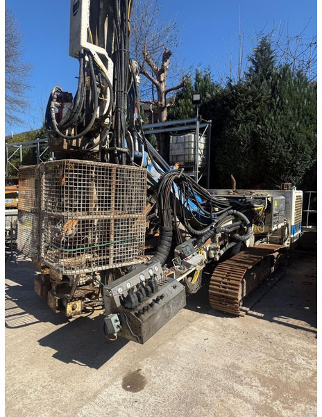 Soilmec SM 401 - אסדת קידוח: תמונה 2 Soilmec SM 401 - אסדת קידוח: תמונה 2