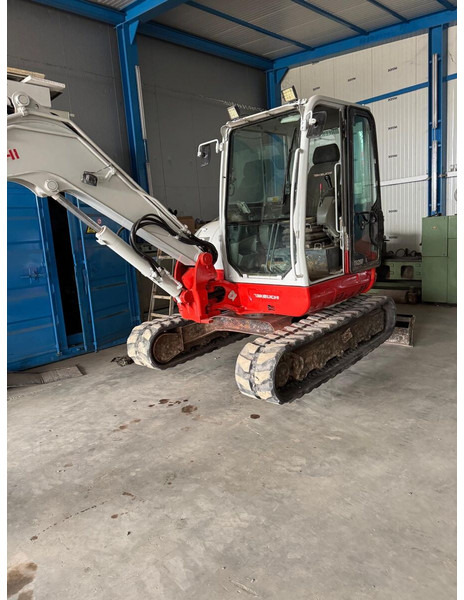 Takeuchi TB260 - מיני מחפר: תמונה 1 Takeuchi TB260 - מיני מחפר: תמונה 1