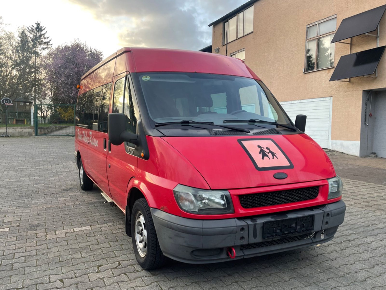 Ford Transit/mit Rollstuhl-Hebebühne - מיניבוס, כלי רכב מסחרי לנוסעים: תמונה 1 Ford Transit/mit Rollstuhl-Hebebühne - מיניבוס, כלי רכב מסחרי לנוסעים: תמונה 1