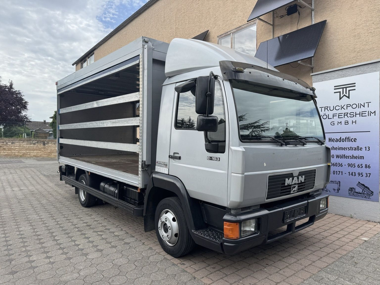 MAN 8. 163 /L2000/LBW-2T./2xAHK - כלי רכב מסחרי עם וילונות צד: תמונה 2 MAN 8. 163 /L2000/LBW-2T./2xAHK - כלי רכב מסחרי עם וילונות צד: תמונה 2