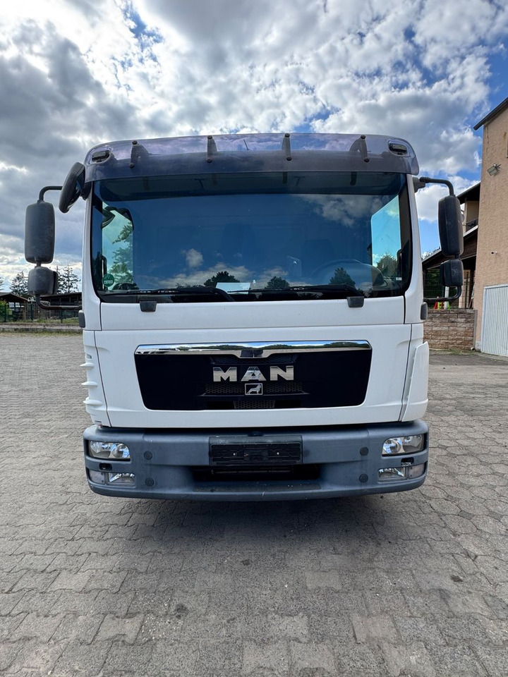 MAN TGL 8.180/2xAHK/Zertifikat/Schwenkwand - משאית משקאות: תמונה 4 MAN TGL 8.180/2xAHK/Zertifikat/Schwenkwand - משאית משקאות: תמונה 4