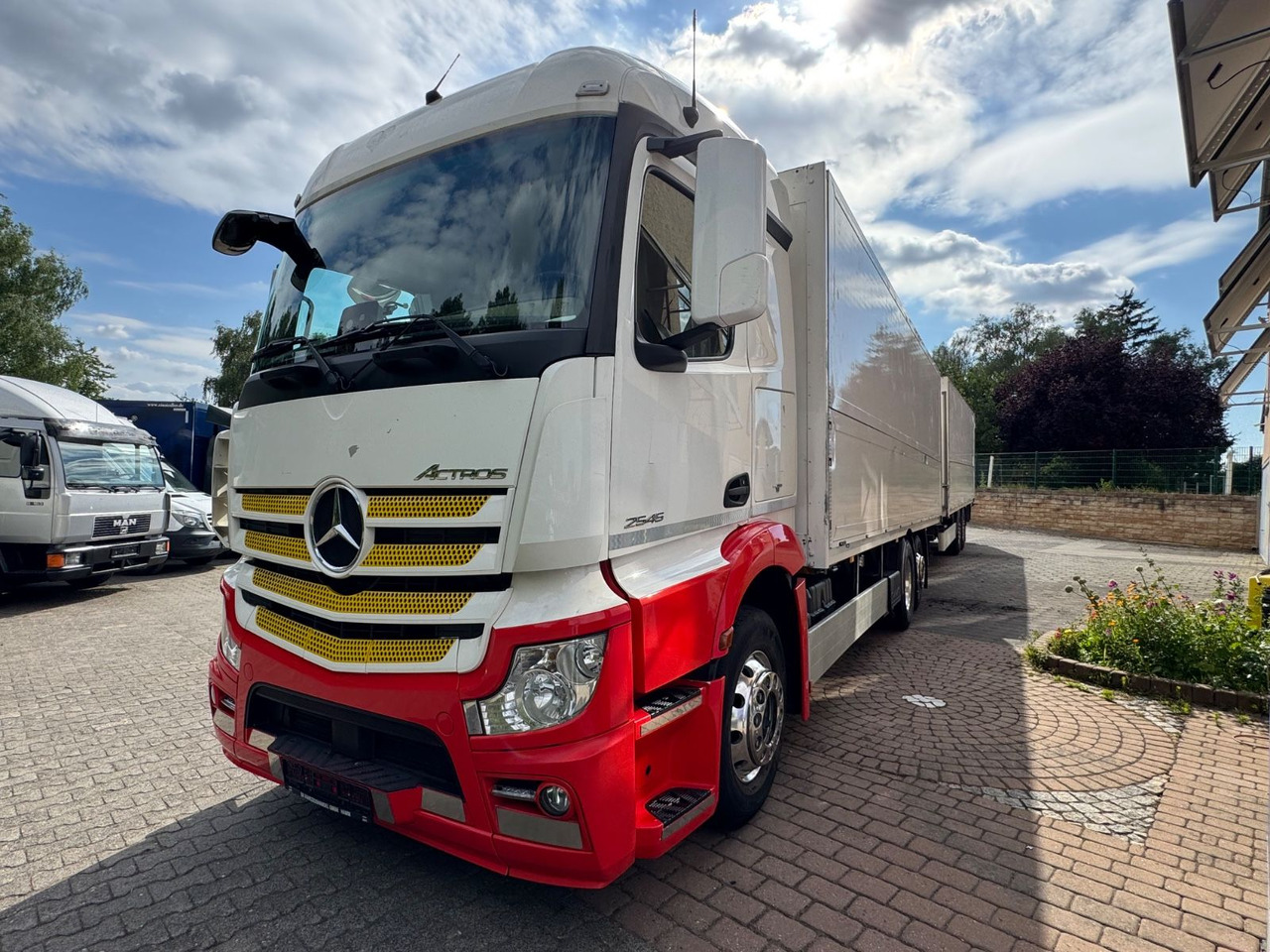 Mercedes-Benz Actros 2545/2xLBW/Klima/Kamera/kpl.Zug - משאית משקאות: תמונה 3 Mercedes-Benz Actros 2545/2xLBW/Klima/Kamera/kpl.Zug - משאית משקאות: תמונה 3
