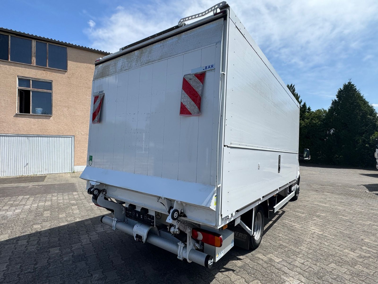 Mercedes-Benz Sprinter 514/LBW/KLIMA/aus.1Hand/GT-Zertifikat - משאית משקאות: תמונה 4 Mercedes-Benz Sprinter 514/LBW/KLIMA/aus.1Hand/GT-Zertifikat - משאית משקאות: תמונה 4