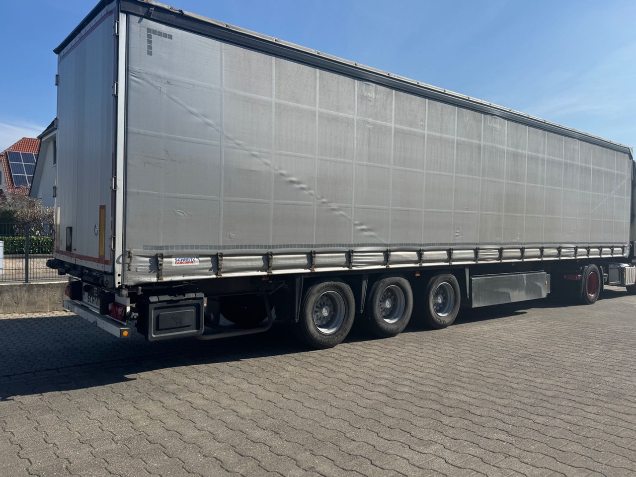 Schmitz Cargobull SCS 24-L/Zertifiziert/Lift/Top-Zustand! - סמיטריילר עם וילונות צד: תמונה 2 Schmitz Cargobull SCS 24-L/Zertifiziert/Lift/Top-Zustand! - סמיטריילר עם וילונות צד: תמונה 2