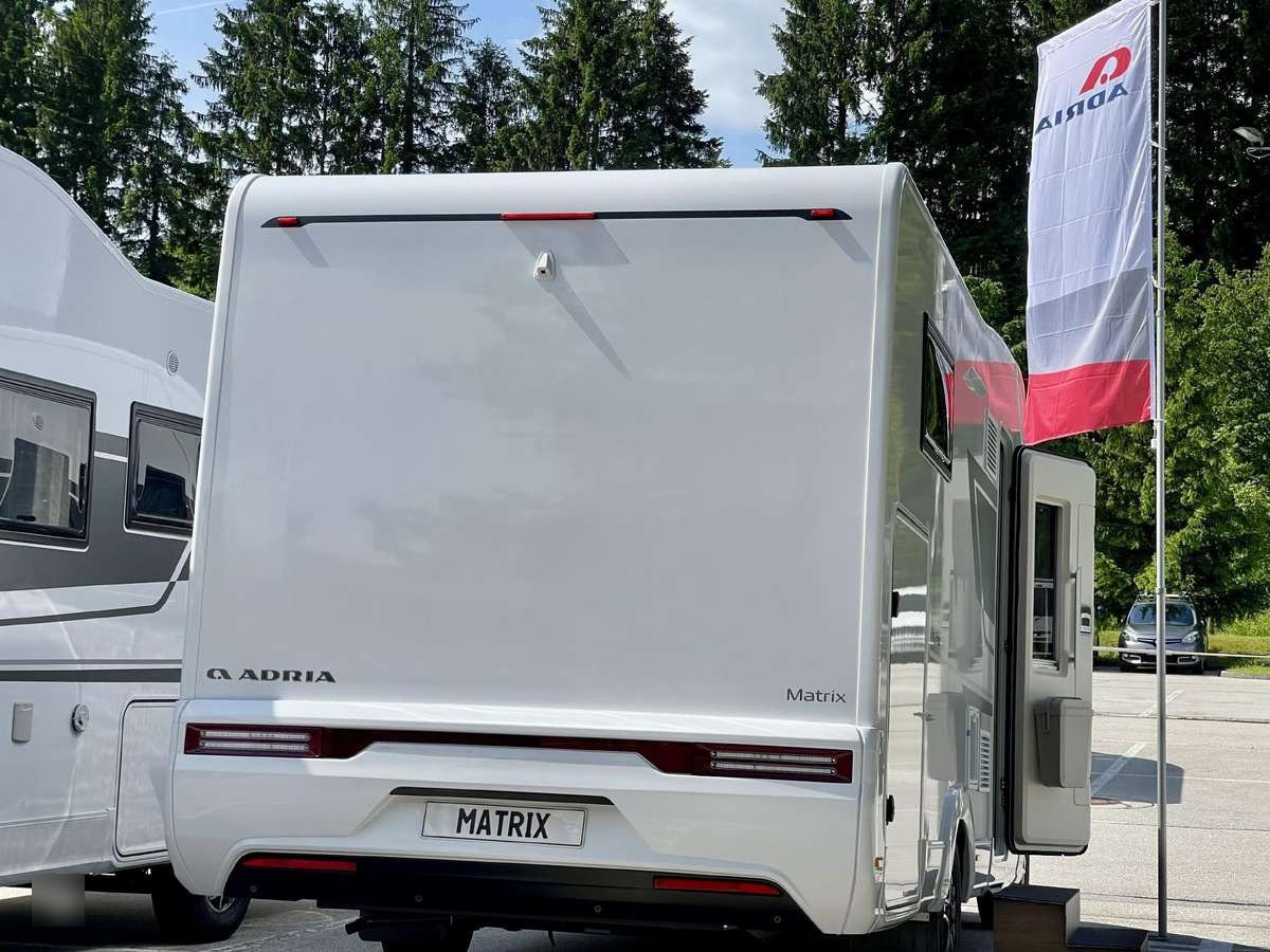 ADRIA Matrix 650 SL - רכב ממונע חצי-משולב: תמונה 4 ADRIA Matrix 650 SL - רכב ממונע חצי-משולב: תמונה 4