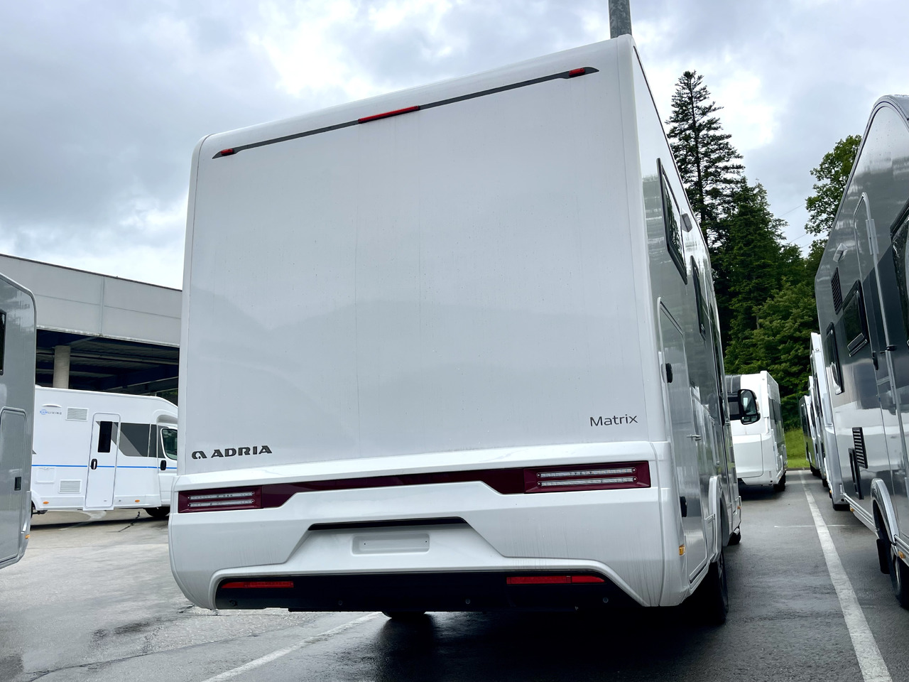 ADRIA Matrix axess 650 SC - רכב ממונע חצי-משולב: תמונה 4 ADRIA Matrix axess 650 SC - רכב ממונע חצי-משולב: תמונה 4