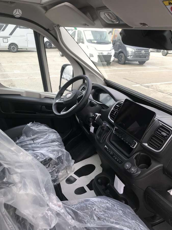 ADRIA Twin Sport 640 SG - מוטורהום: תמונה 4 ADRIA Twin Sport 640 SG - מוטורהום: תמונה 4