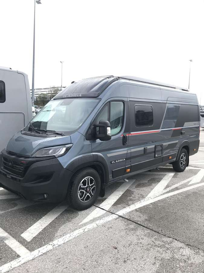 ADRIA Twin Sport 640 SG - מוטורהום: תמונה 2 ADRIA Twin Sport 640 SG - מוטורהום: תמונה 2