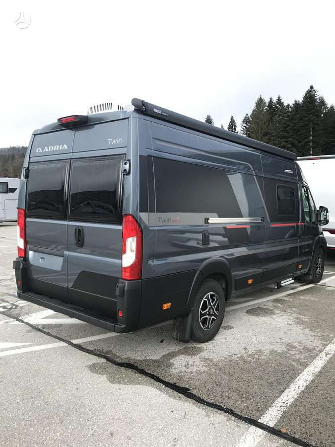 ADRIA Twin Sport 640 SG - מוטורהום: תמונה 3 ADRIA Twin Sport 640 SG - מוטורהום: תמונה 3
